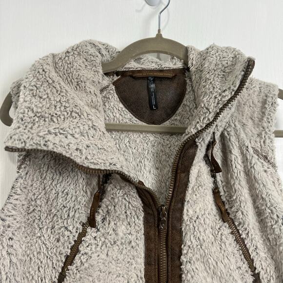 Kuhl Flight Vest Fuzzy Sherpa Full Zip Women's Size Large Gorpcore Outdoors - Picture 3 of 10